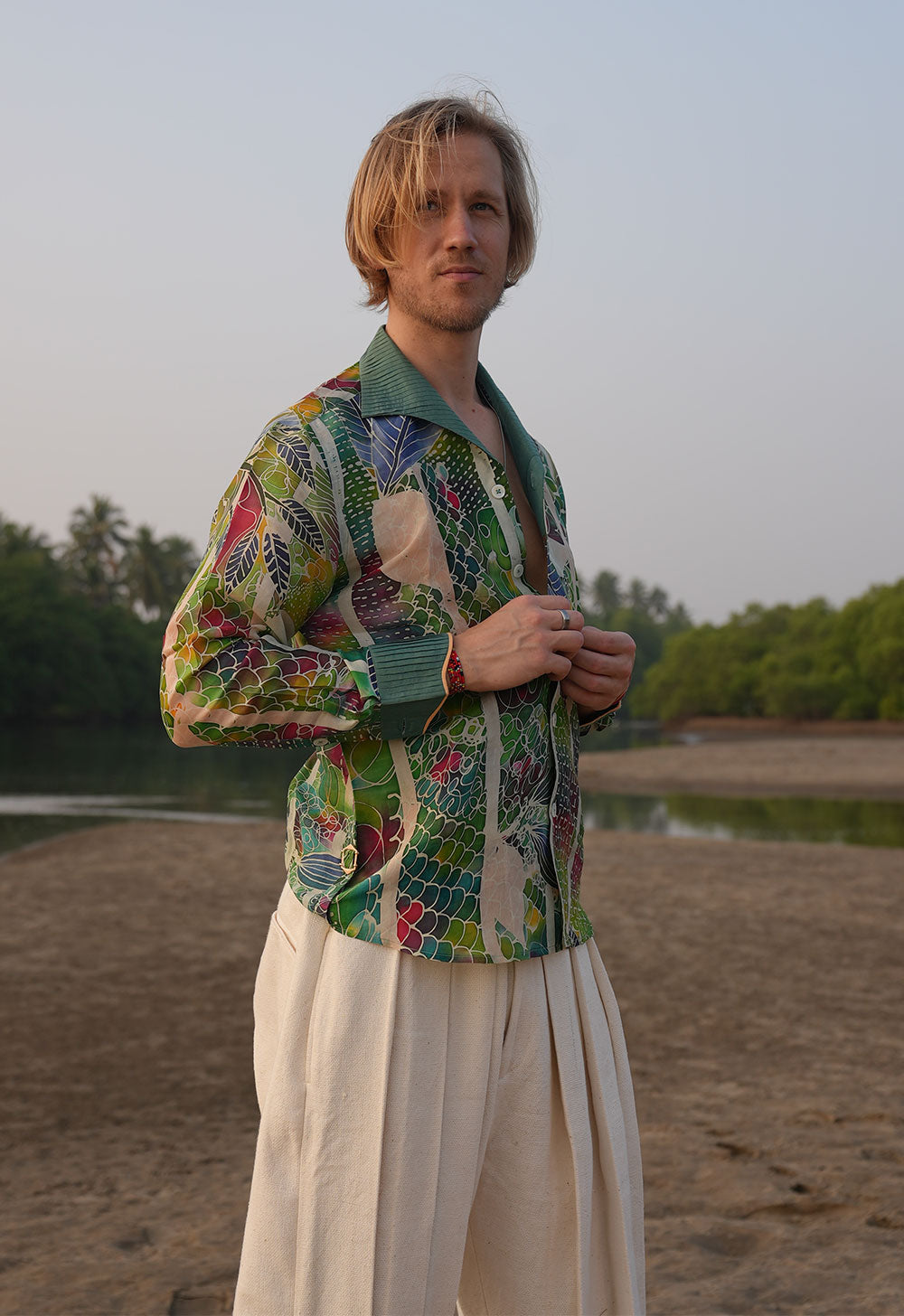 Batik Monarch